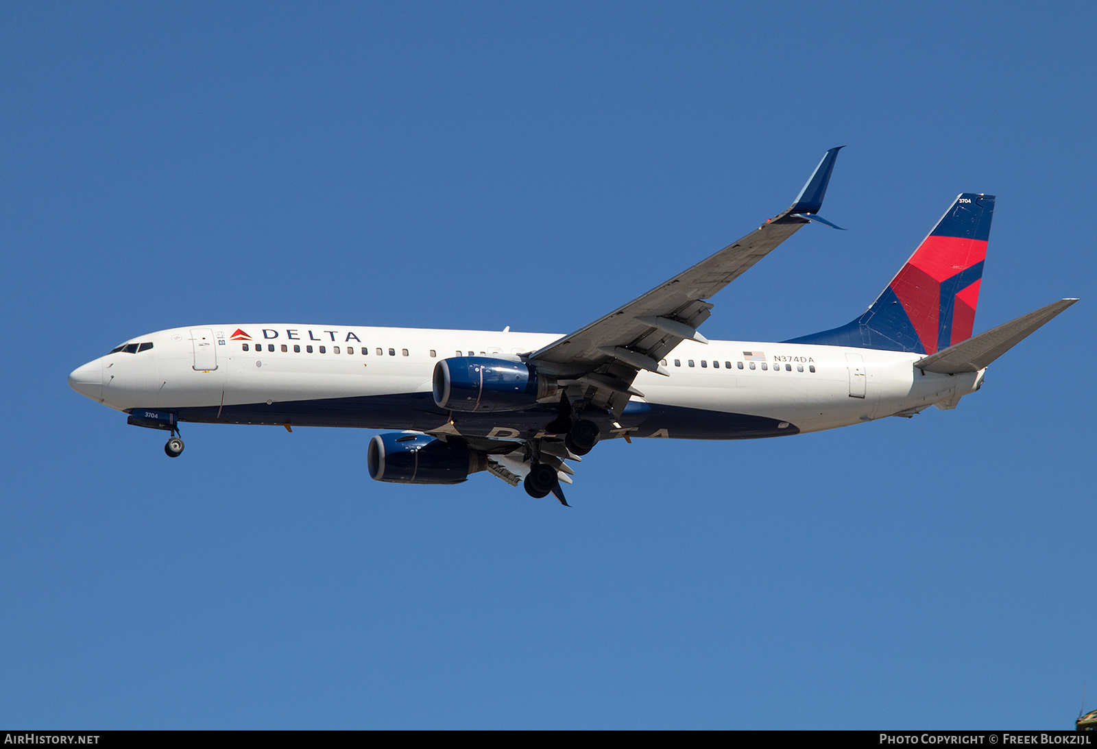 Aircraft Photo of N374DA | Boeing 737-832 | Delta Air Lines | AirHistory.net #661598