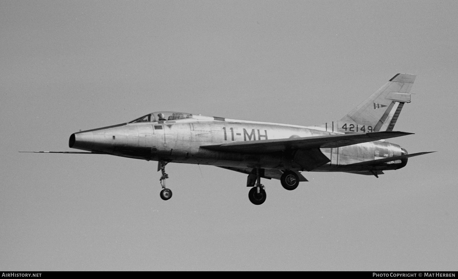 Aircraft Photo of 42149 | North American F-100D Super Sabre | France - Air Force | AirHistory.net #661602