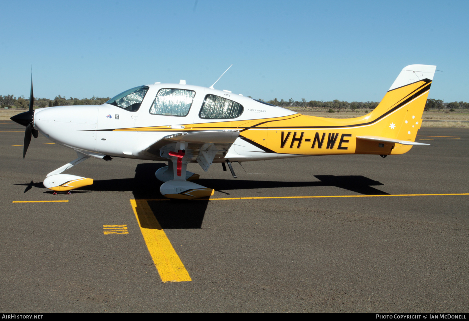 Aircraft Photo of VH-NWE | Cirrus SR-22T G6-GTS Australis | AirHistory.net #661654