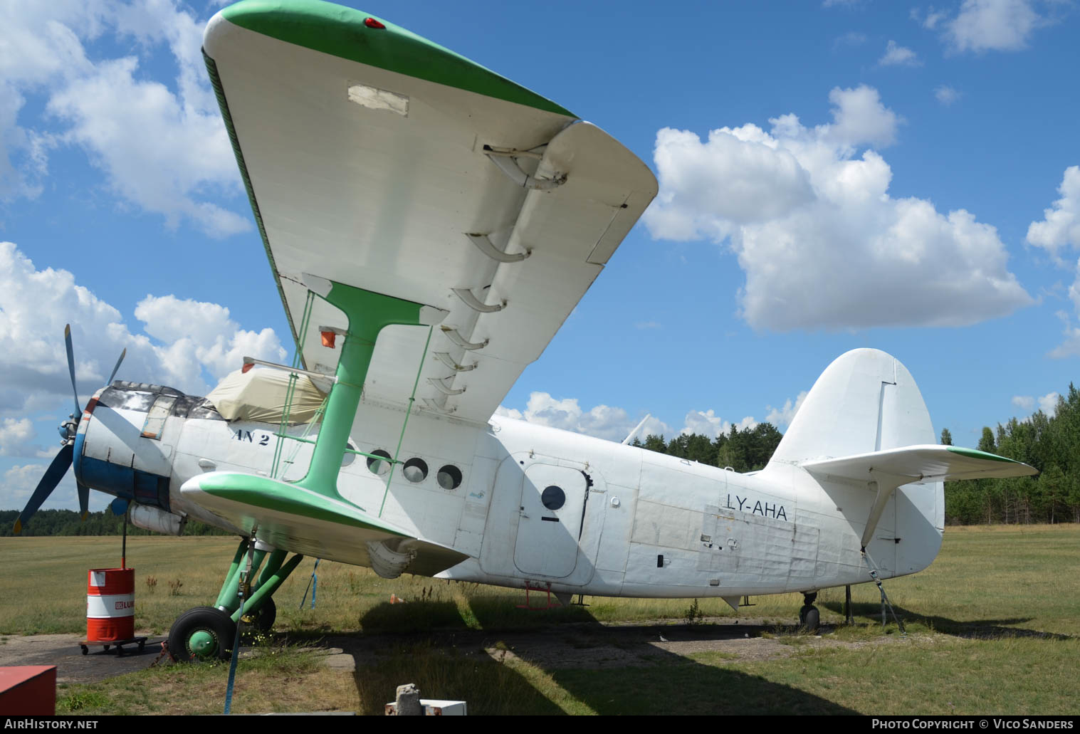 Aircraft Photo of LY-AHA | Antonov An-2R | AirHistory.net #661660