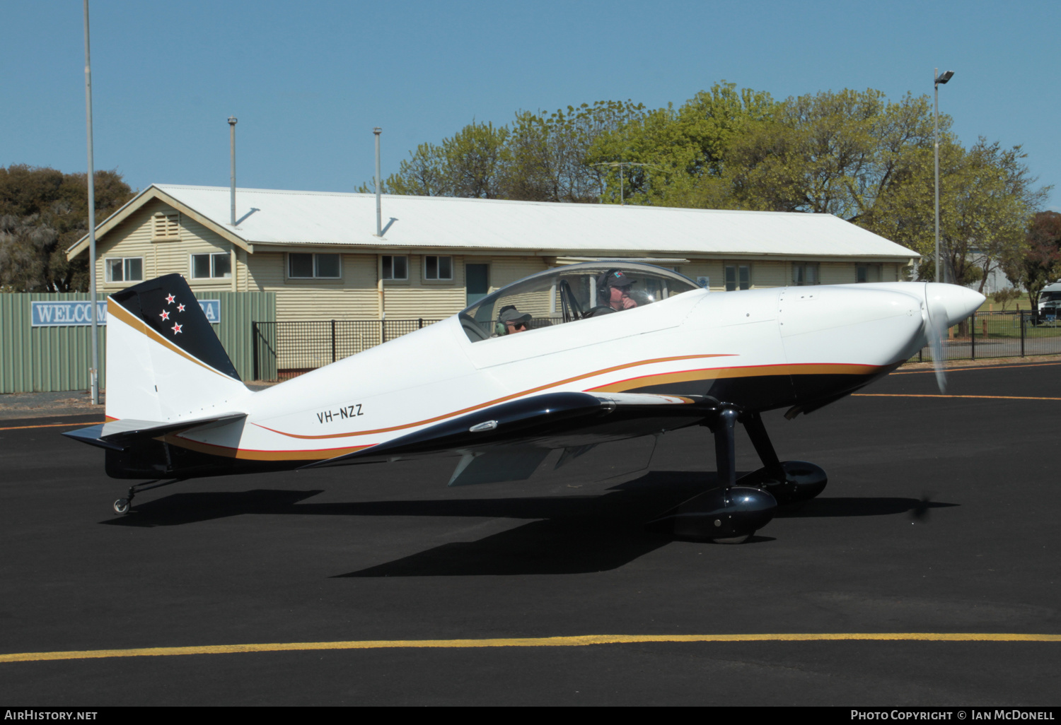 Aircraft Photo of VH-NZZ | Van's RV-8 | AirHistory.net #661664