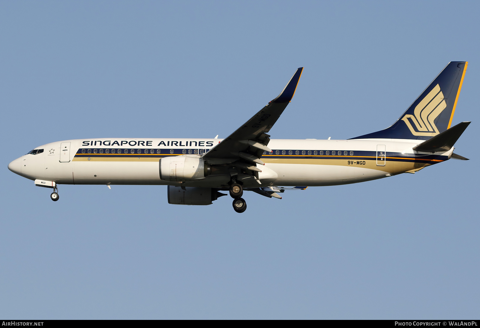Aircraft Photo of 9V-MGD | Boeing 737-8SA | Singapore Airlines | AirHistory.net #661695