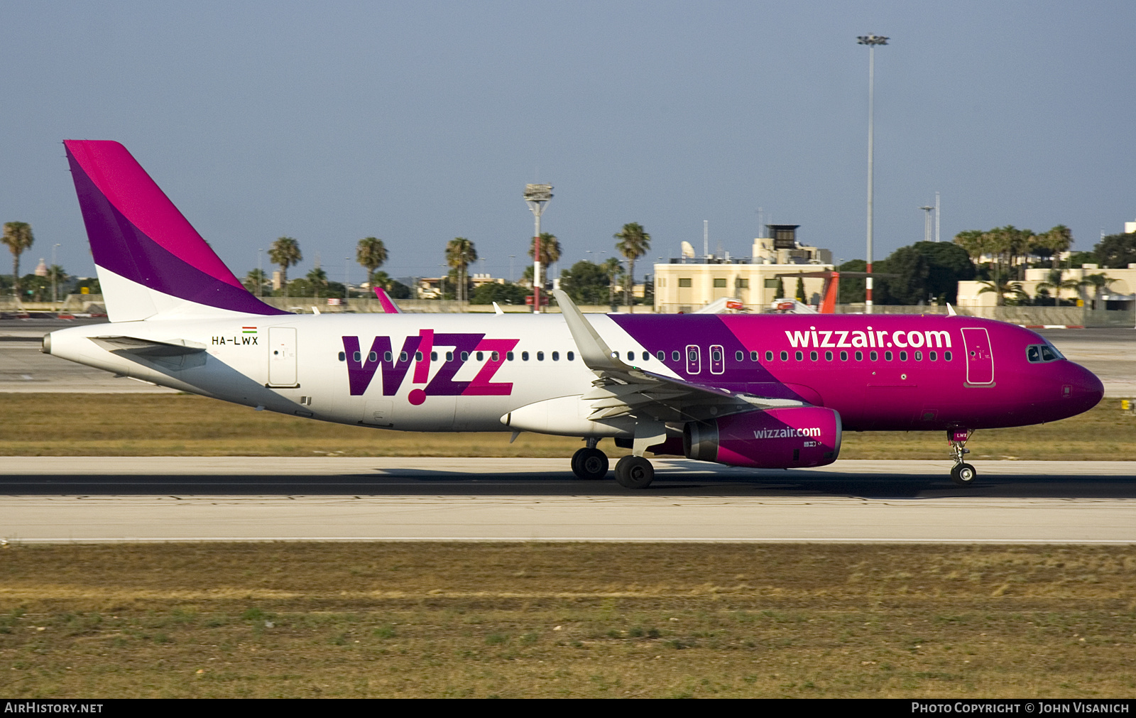 Aircraft Photo of HA-LWX | Airbus A320-232 | Wizz Air | AirHistory.net #661749