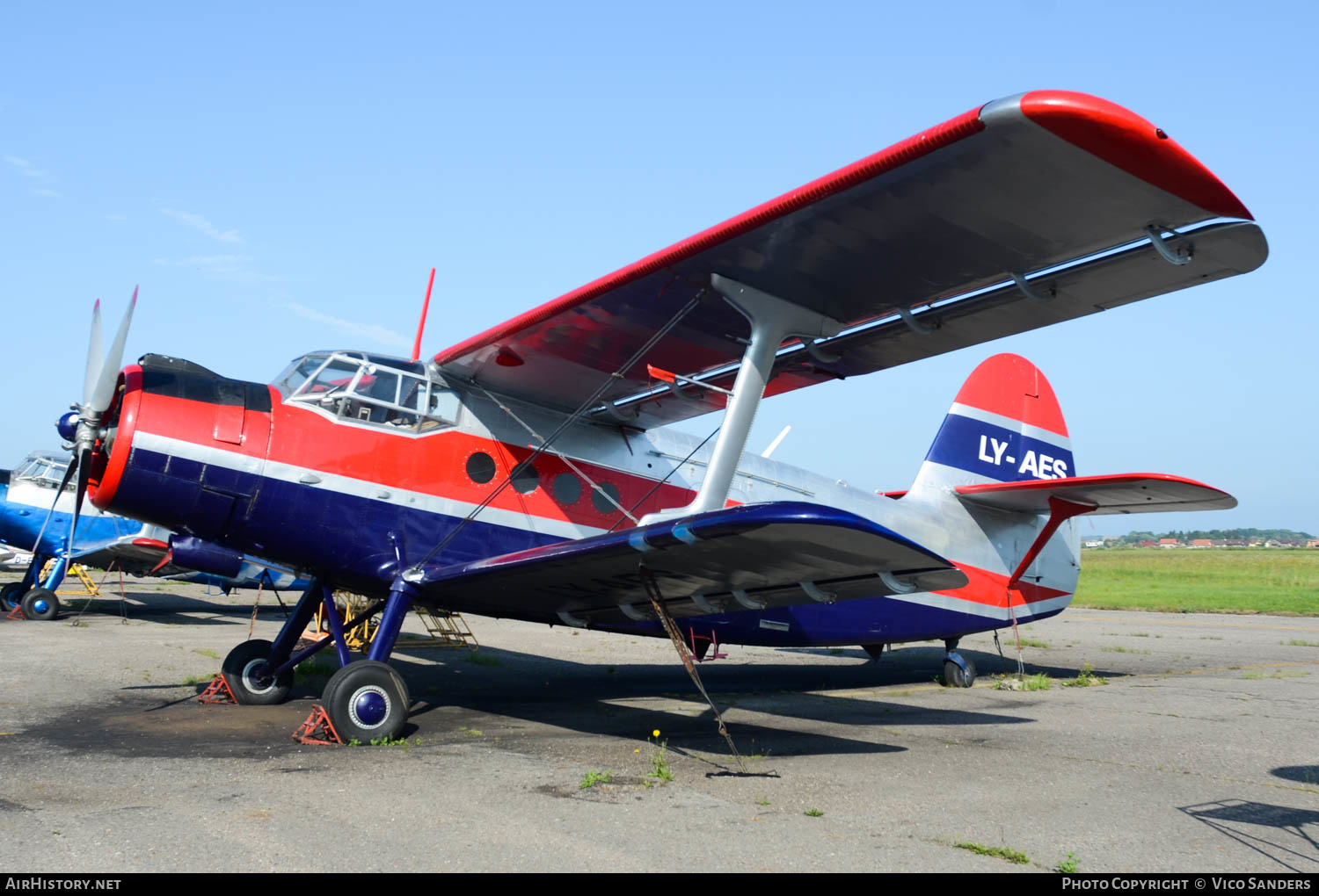 Aircraft Photo of LY-AES | Antonov An-2R | AirHistory.net #661766