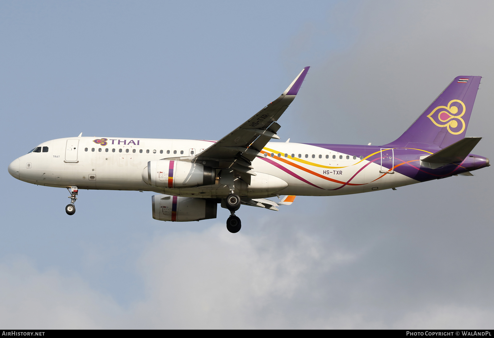 Aircraft Photo of HS-TXR | Airbus A320-232 | Thai Airways International | AirHistory.net #661774