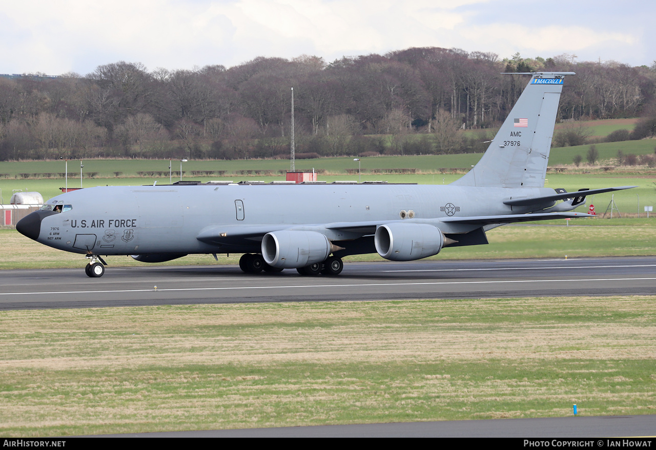 Aircraft Photo of 63-7976 / 37976 | Boeing KC-135R Stratotanker | USA - Air Force | AirHistory.net #661834