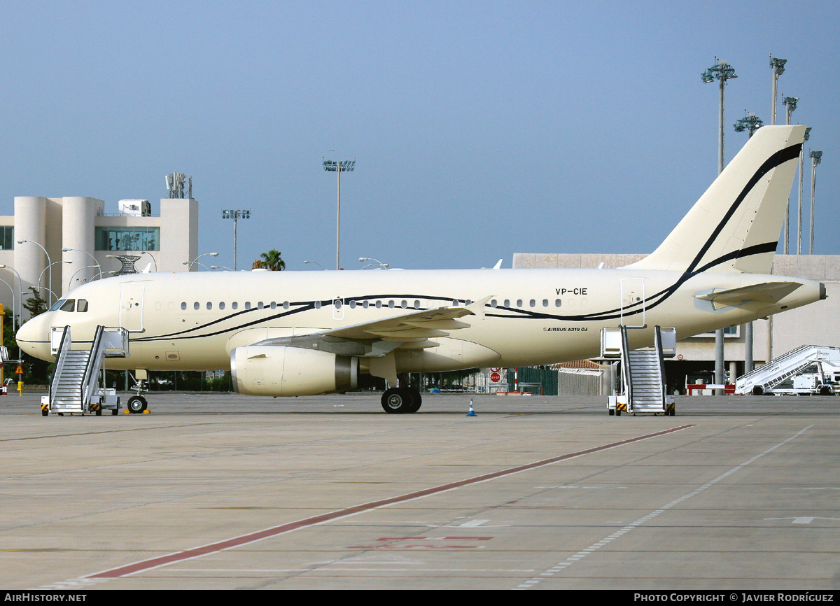 Aircraft Photo of VP-CIE | Airbus A319-133X | AirHistory.net #661855