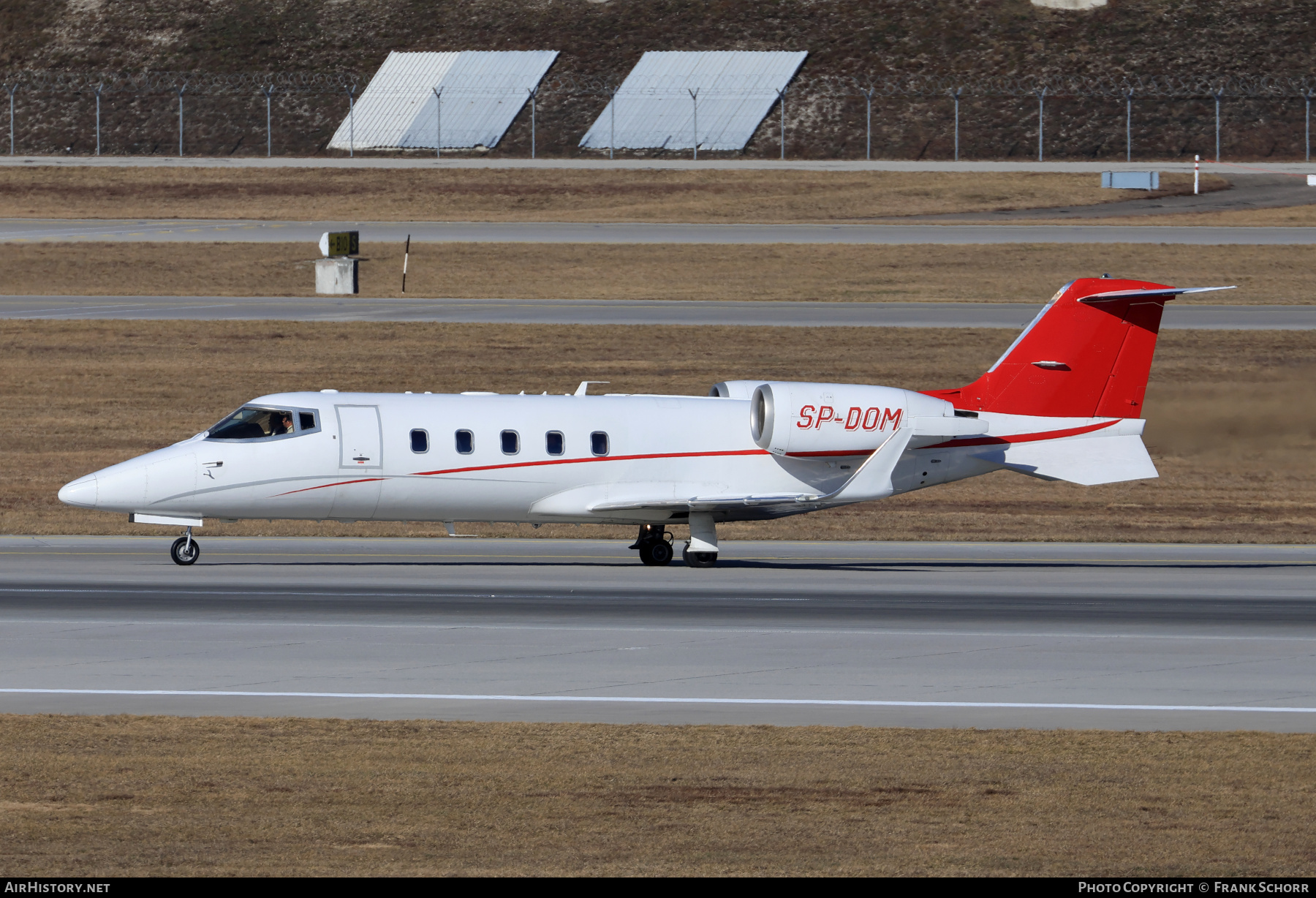 Aircraft Photo of SP-DOM | Learjet 60XR | AirHistory.net #661958