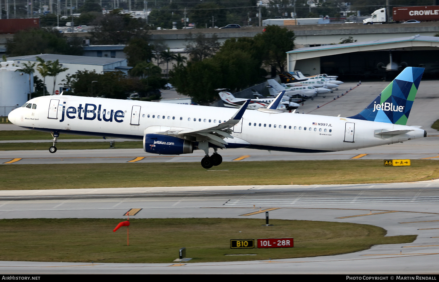 Aircraft Photo of N997JL | Airbus A321-231 | JetBlue Airways | AirHistory.net #661986