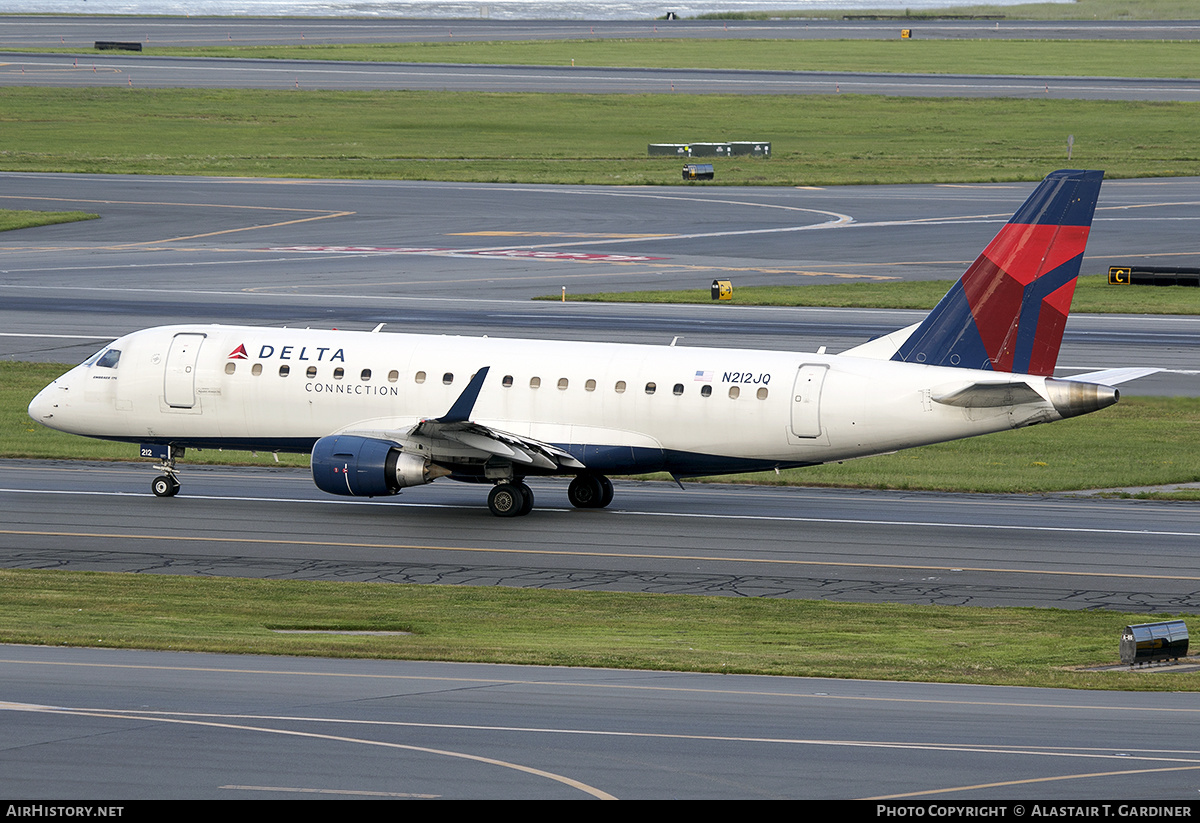 Aircraft Photo of N212JQ | Embraer 175LR (ERJ-170-200LR) | Delta Connection | AirHistory.net #662027