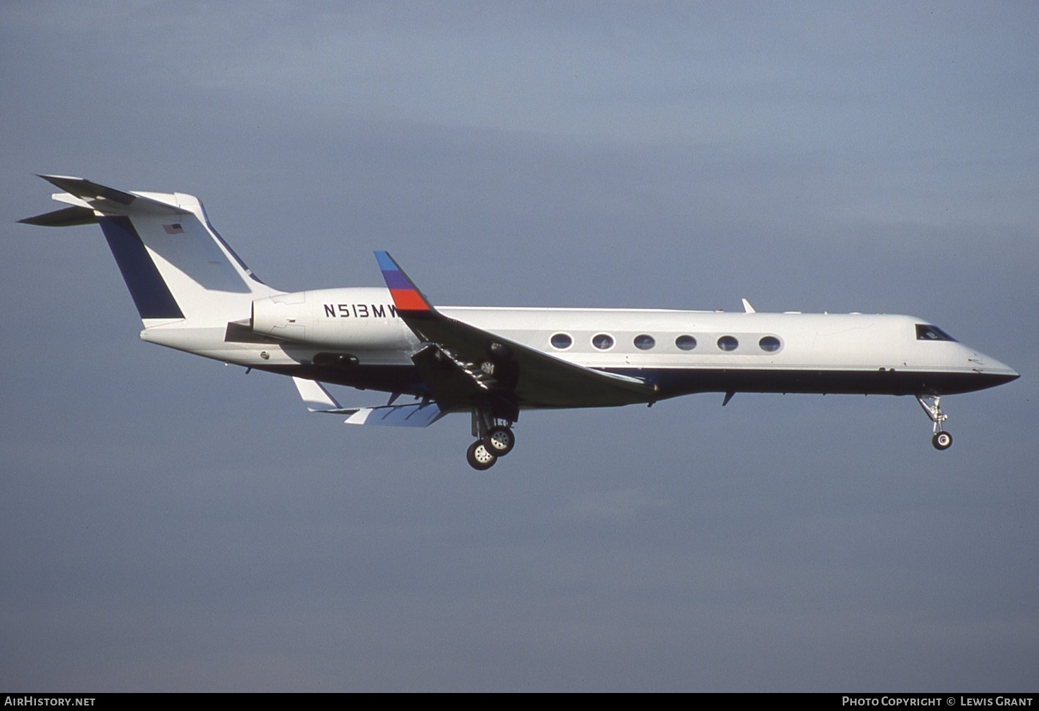 Aircraft Photo of N513MW | Gulfstream Aerospace G-V Gulfstream V | AirHistory.net #662030