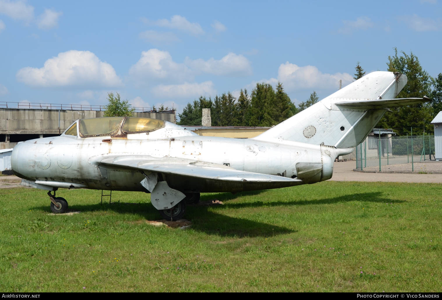 Aircraft Photo of 30 | Mikoyan-Gurevich MiG-15UTI | Soviet Union - Air Force | AirHistory.net #662056