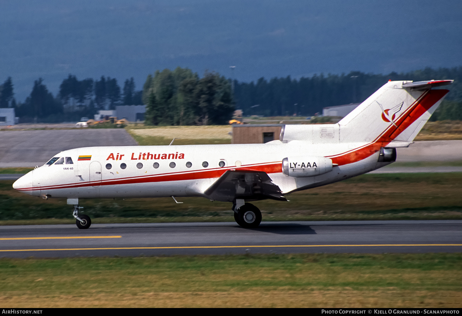 Aircraft Photo of LY-AAA | Yakovlev Yak-40 | Air Lithuania | AirHistory.net #662133