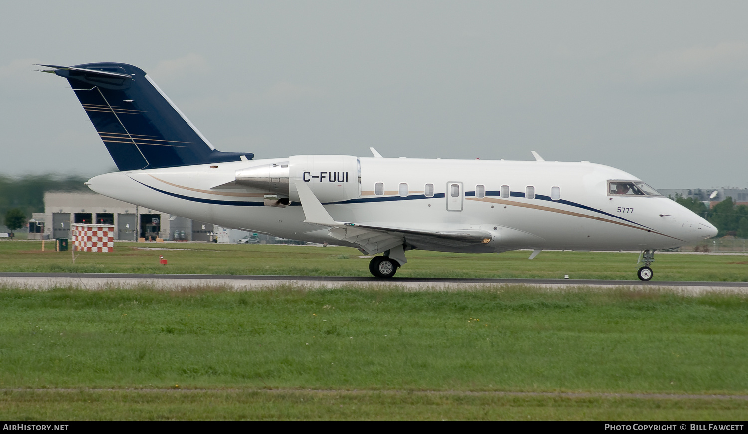 Aircraft Photo of C-FUUI | Bombardier Challenger 605 (CL-600-2B16) | AirHistory.net #662205