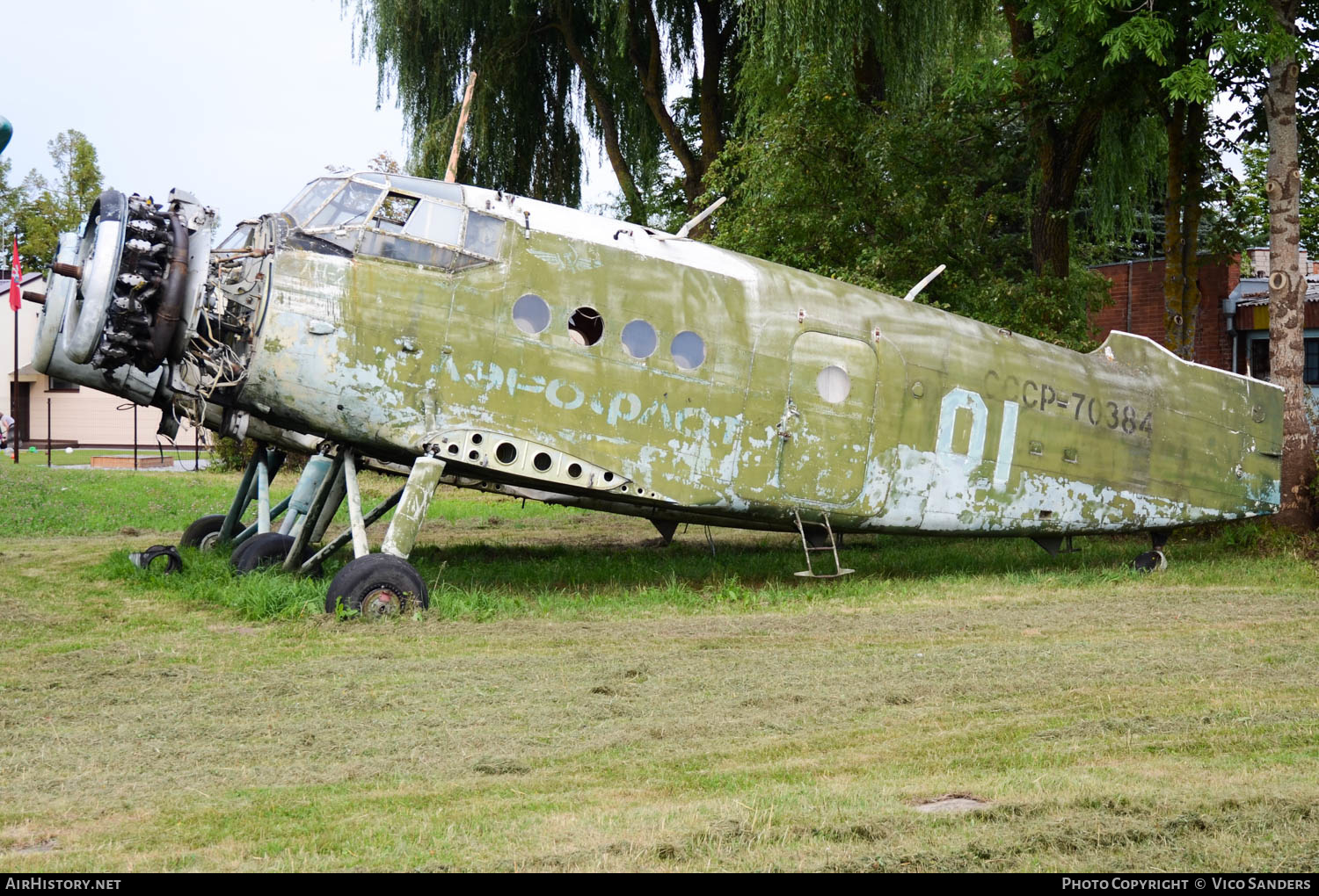 Aircraft Photo of 01 / CCCP-70384 | Antonov An-2P | Lithuania - Air Force | AirHistory.net #662225