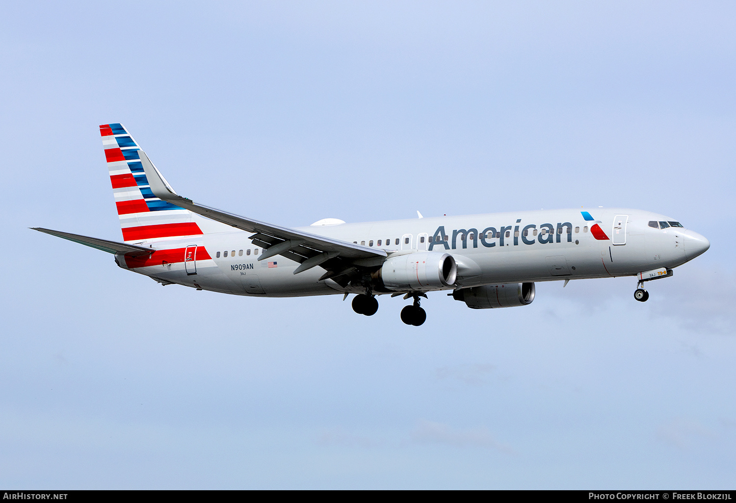 Aircraft Photo of N909AN | Boeing 737-823 | American Airlines | AirHistory.net #662262