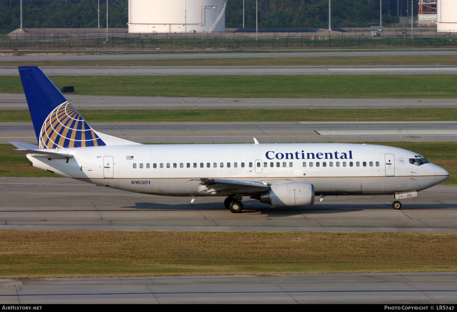 Aircraft Photo of N16301 | Boeing 737-3T0 | Continental Airlines | AirHistory.net #662290