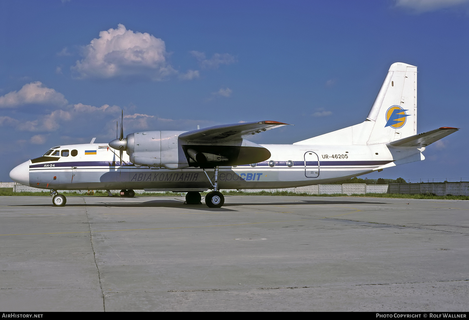 Aircraft Photo of UR-46205 | Antonov An-24B | AeroSvit Ukrainian Airlines | AirHistory.net #662309