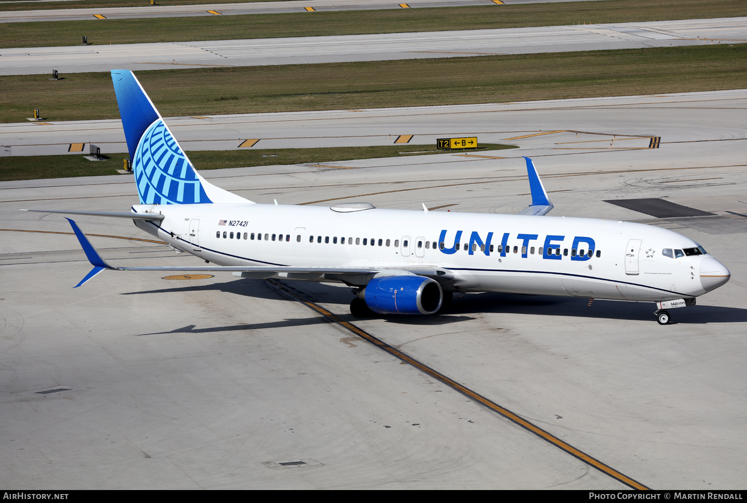 Aircraft Photo of N27421 | Boeing 737-924/ER | United Airlines | AirHistory.net #662320