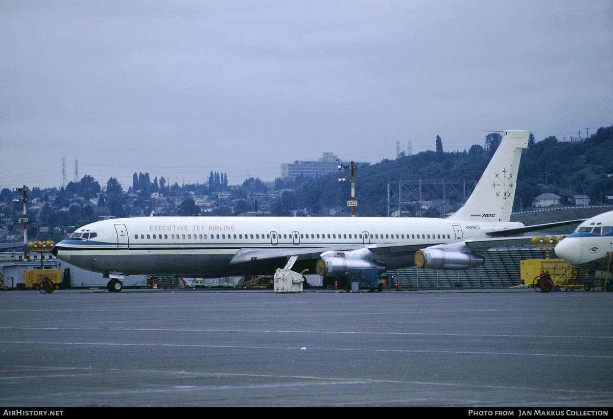 Aircraft Photo of N526EJ | Boeing 707-355C | Executive Jet Airline | AirHistory.net #662333