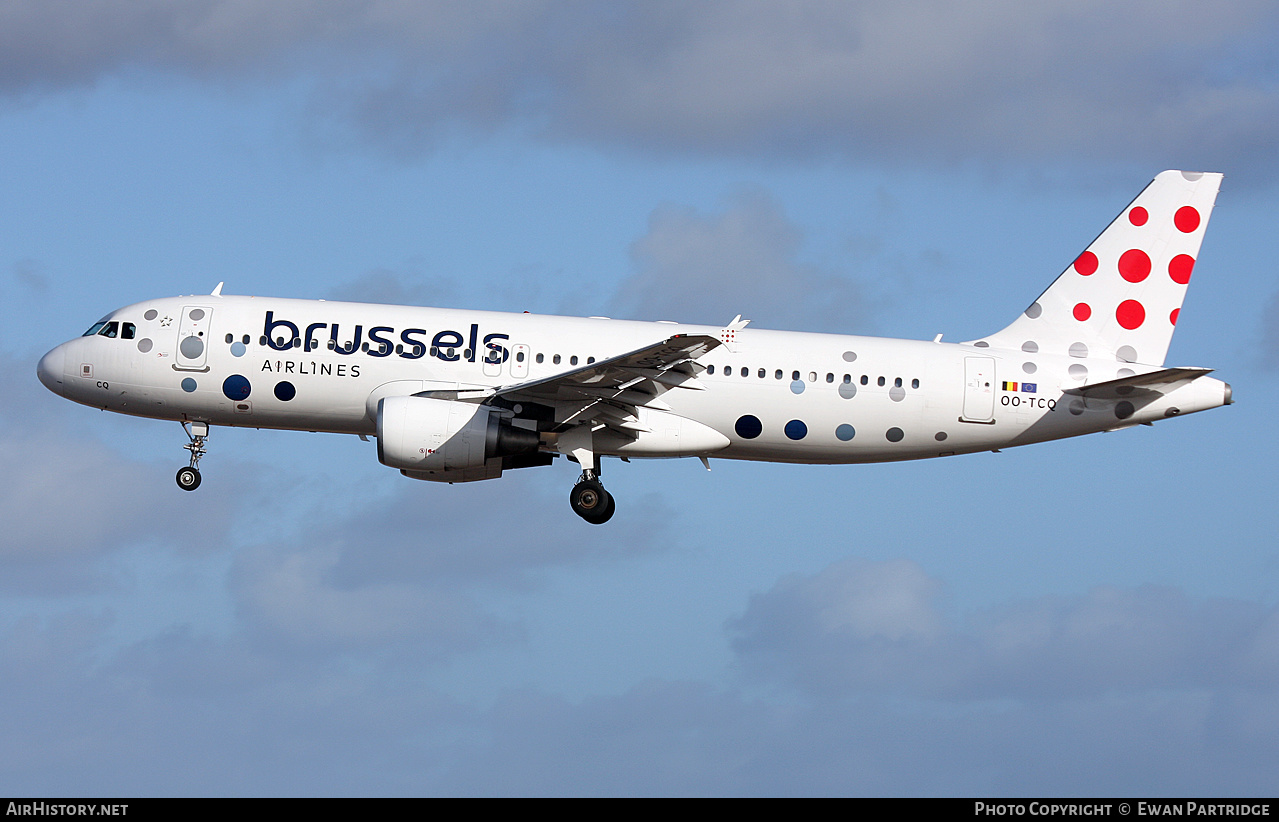 Aircraft Photo of OO-TCQ | Airbus A320-214 | Brussels Airlines | AirHistory.net #662394