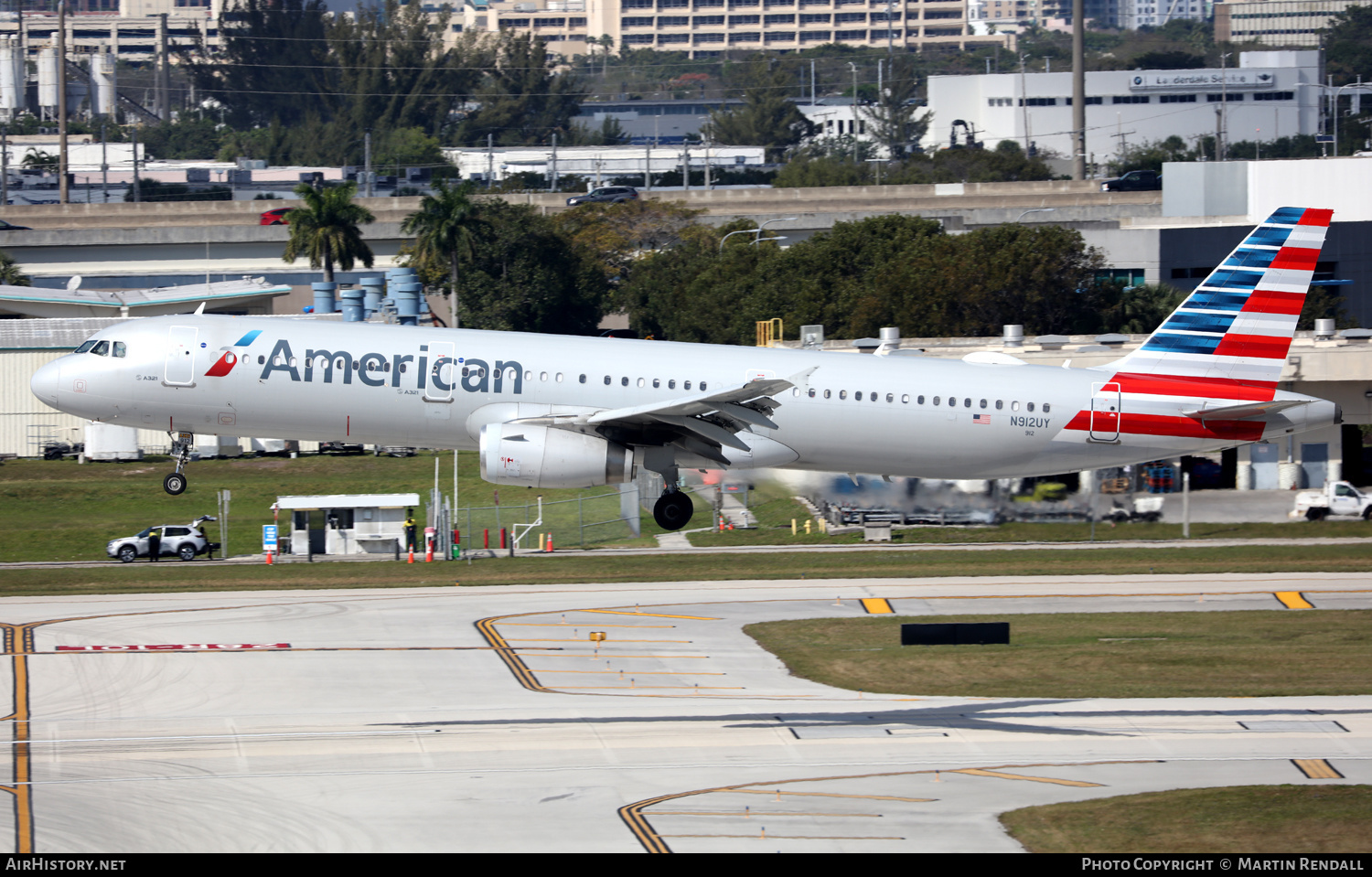 Aircraft Photo of N912UY | Airbus A321-231 | American Airlines | AirHistory.net #662401