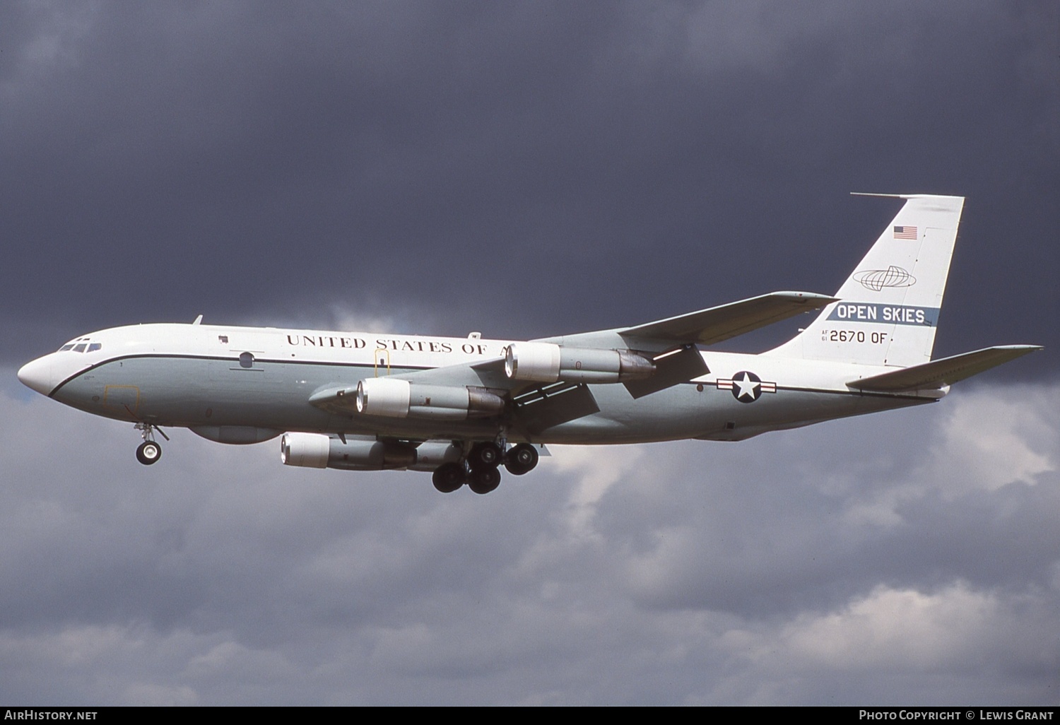 Aircraft Photo of 61-2670 / AF61-2670 | Boeing OC-135B | USA - Air Force | AirHistory.net #662404