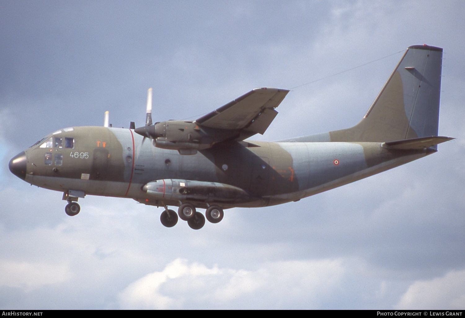 Aircraft Photo of MM62137 | Aeritalia G-222TCM | Italy - Air Force | AirHistory.net #662424