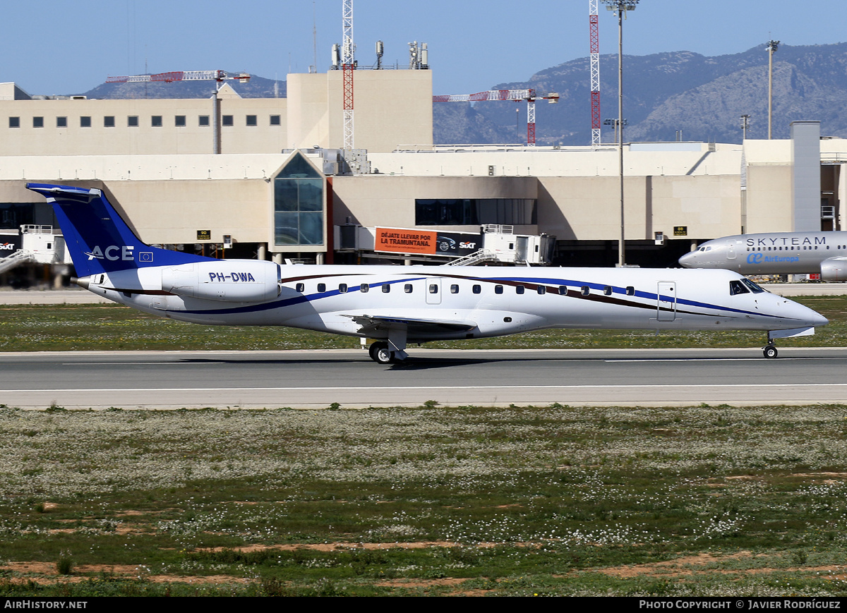 Aircraft Photo of PH-DWA | Embraer ERJ-145LR (EMB-145LR) | ACE - Air Charters Europe | AirHistory.net #662427