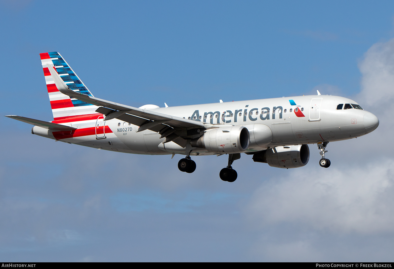 Aircraft Photo of N8027D | Airbus A319-115 | American Airlines | AirHistory.net #662448