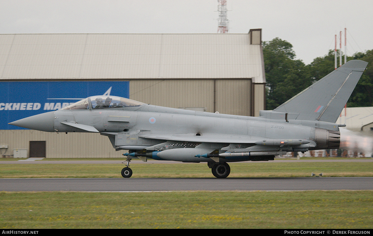 Aircraft Photo of ZJ700 | Eurofighter EF-2000 Typhoon FGR4 | UK - Air Force | AirHistory.net #662516