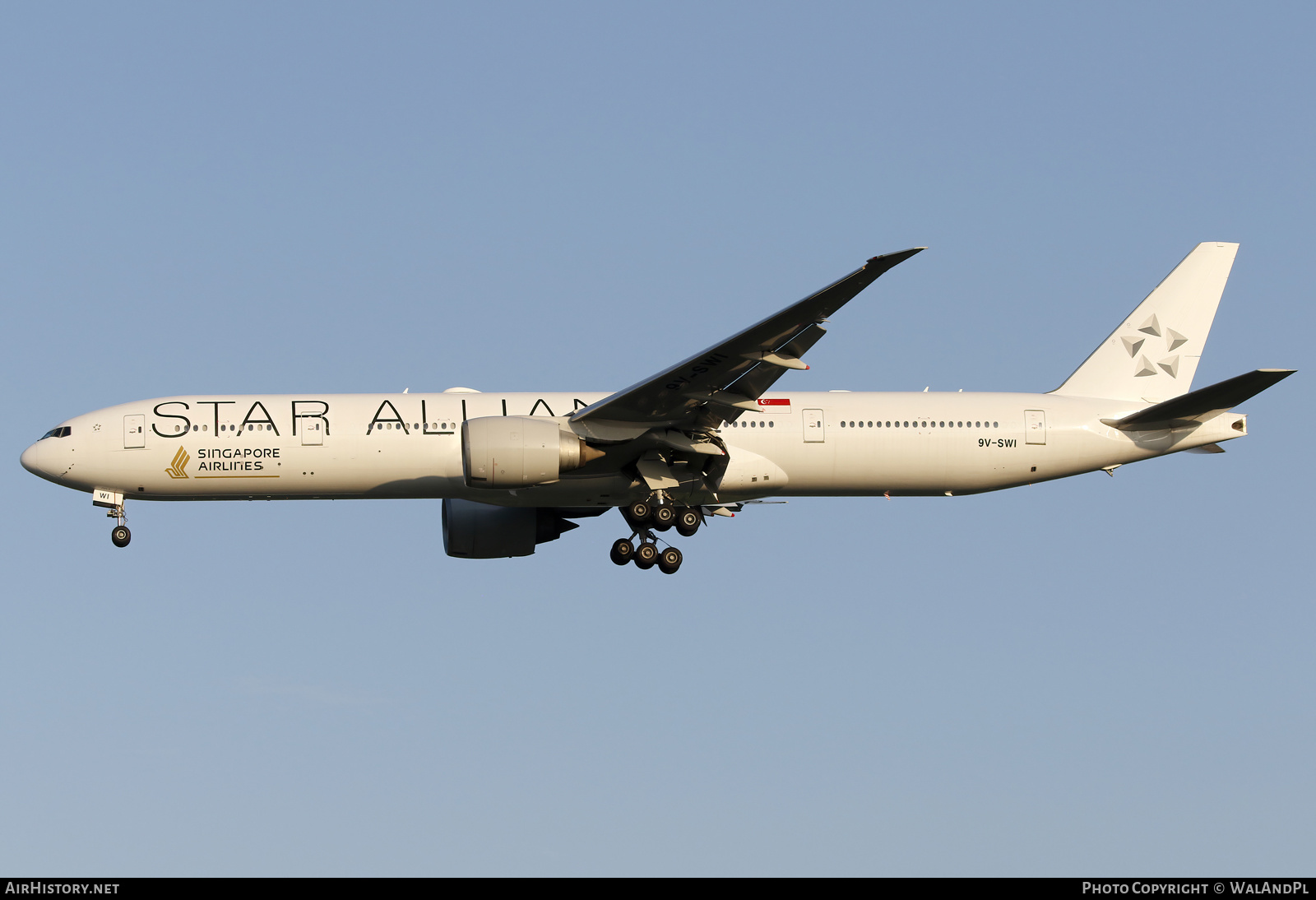 Aircraft Photo of 9V-SWI | Boeing 777-312/ER | Singapore Airlines | AirHistory.net #662611