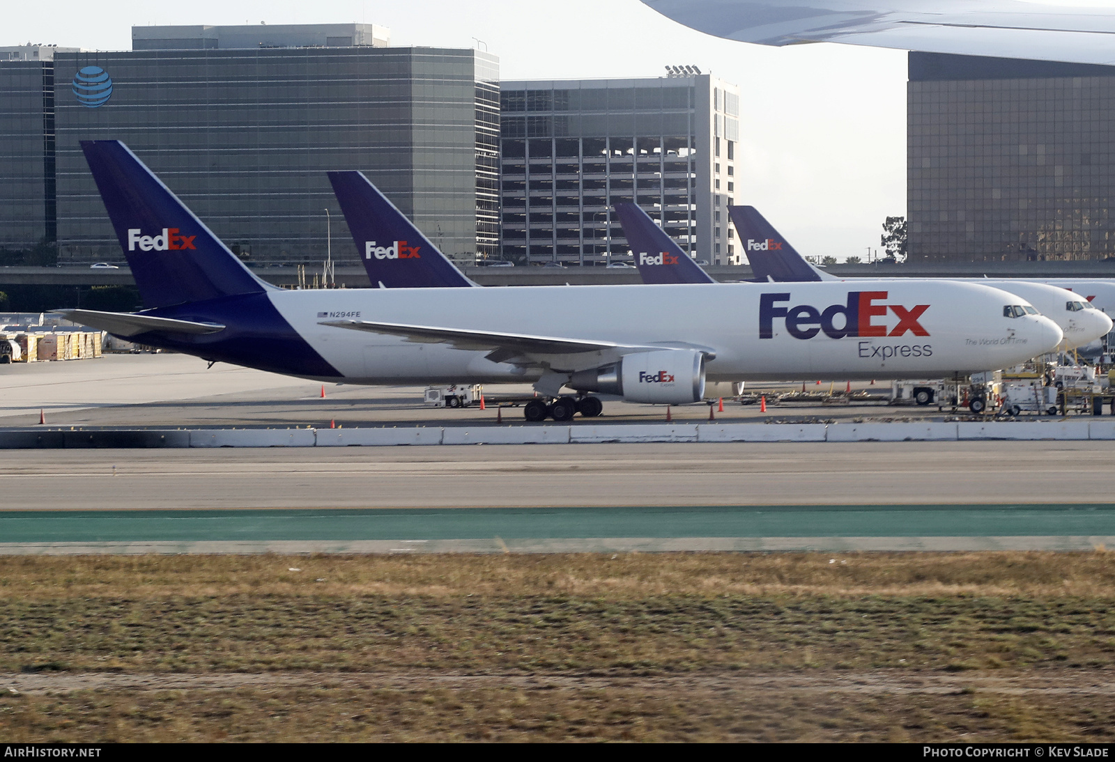 Aircraft Photo of N294FE | Boeing 767-300F | FedEx Express - Federal Express | AirHistory.net #662612