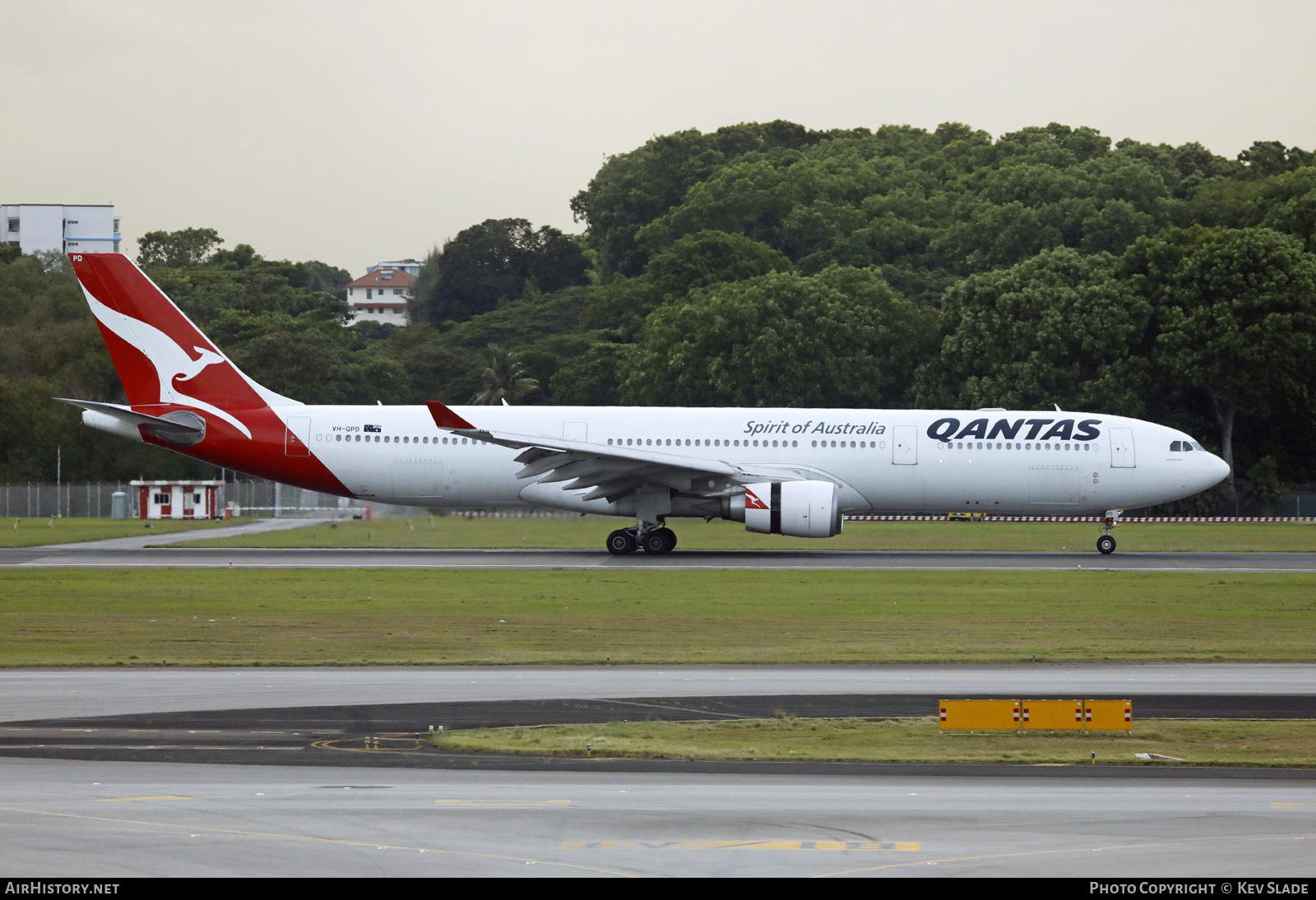 Aircraft Photo of VH-QPD | Airbus A330-303 | Qantas | AirHistory.net #662622