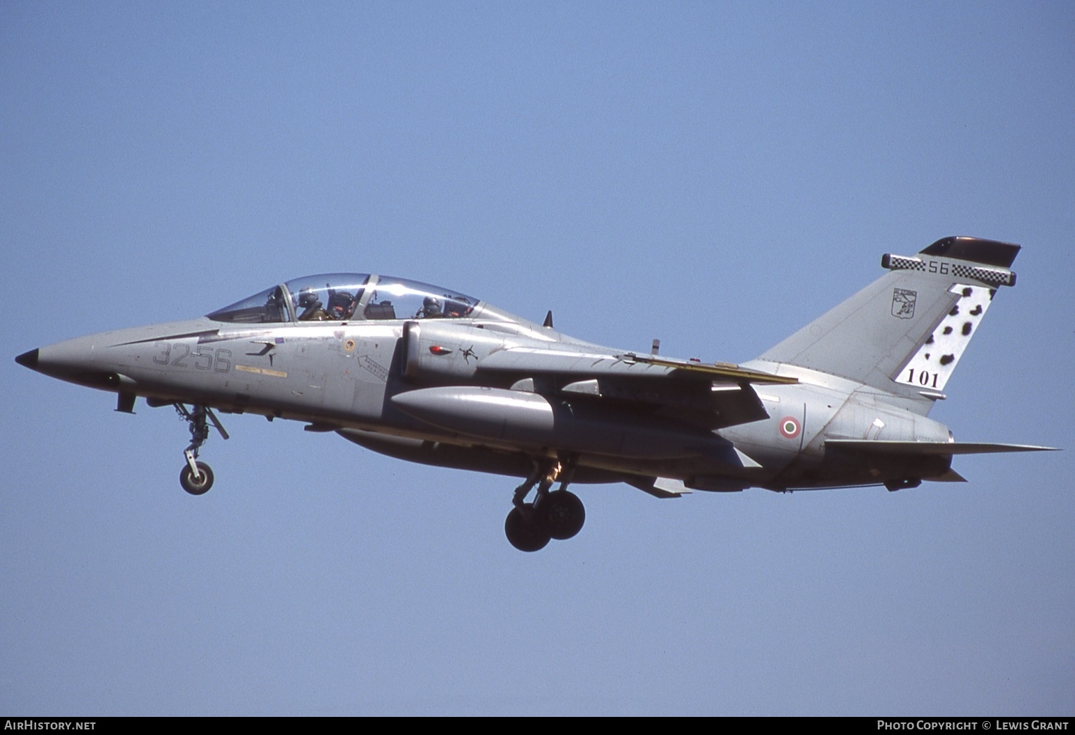 Aircraft Photo of MM55042 | AMX International AMX-T | Italy - Air Force | AirHistory.net #662685