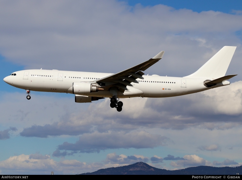 Aircraft Photo of EC-ODA | Airbus A330-202 | Level | AirHistory.net #662728