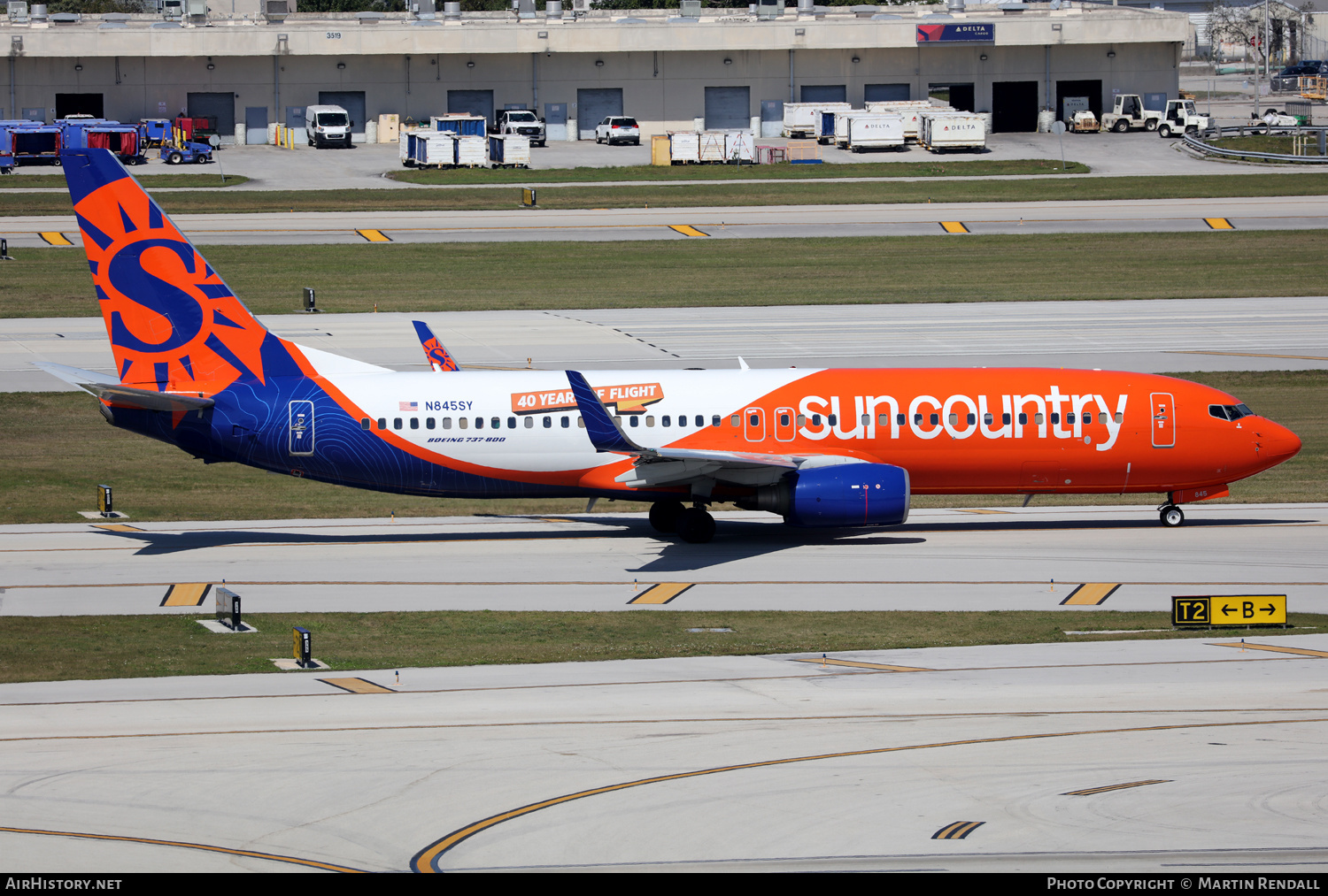 Aircraft Photo of N845SY | Boeing 737-82R | Sun Country Airlines | AirHistory.net #662799