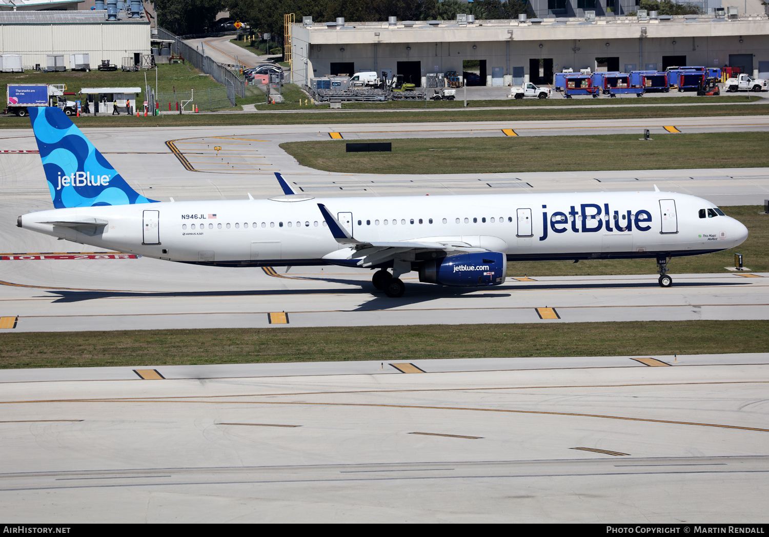 Aircraft Photo of N946JL | Airbus A321-231 | JetBlue Airways | AirHistory.net #662806