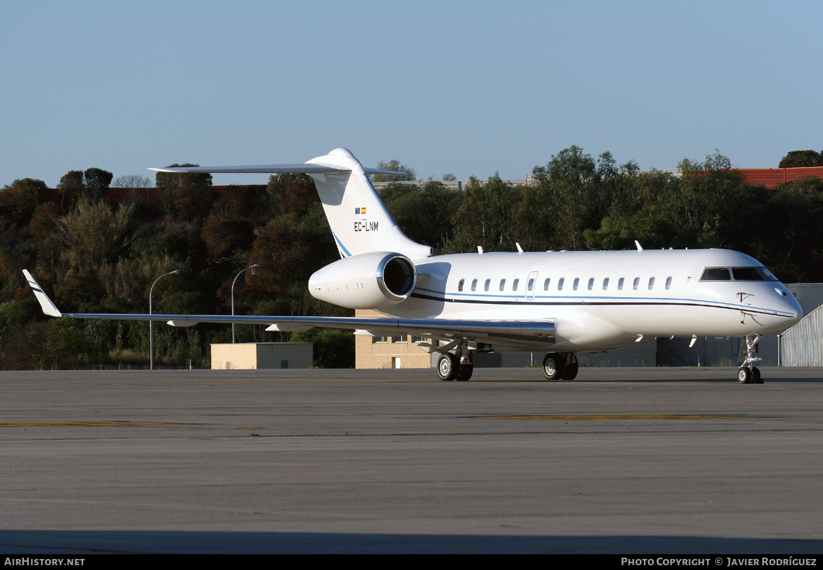 Aircraft Photo of EC-LNM | Bombardier Global Express (BD-700-1A10) | AirHistory.net #662859