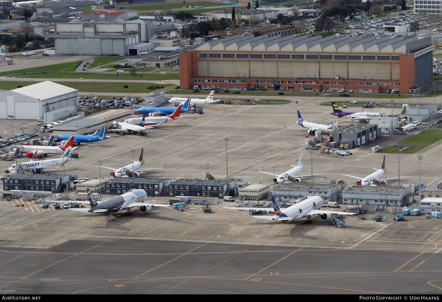 Airport photo of Toulouse - Blagnac (LFBO / TLS) in France | AirHistory.net #662997