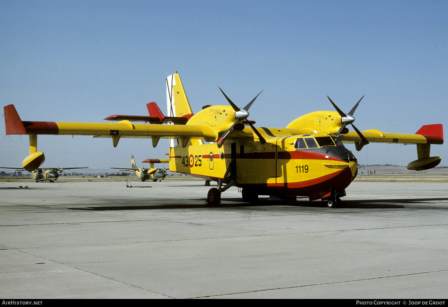 Aircraft Photo of UD13-25 | Canadair CL-215T (CL-215-6B11) | Spain - Air Force | AirHistory.net #663128
