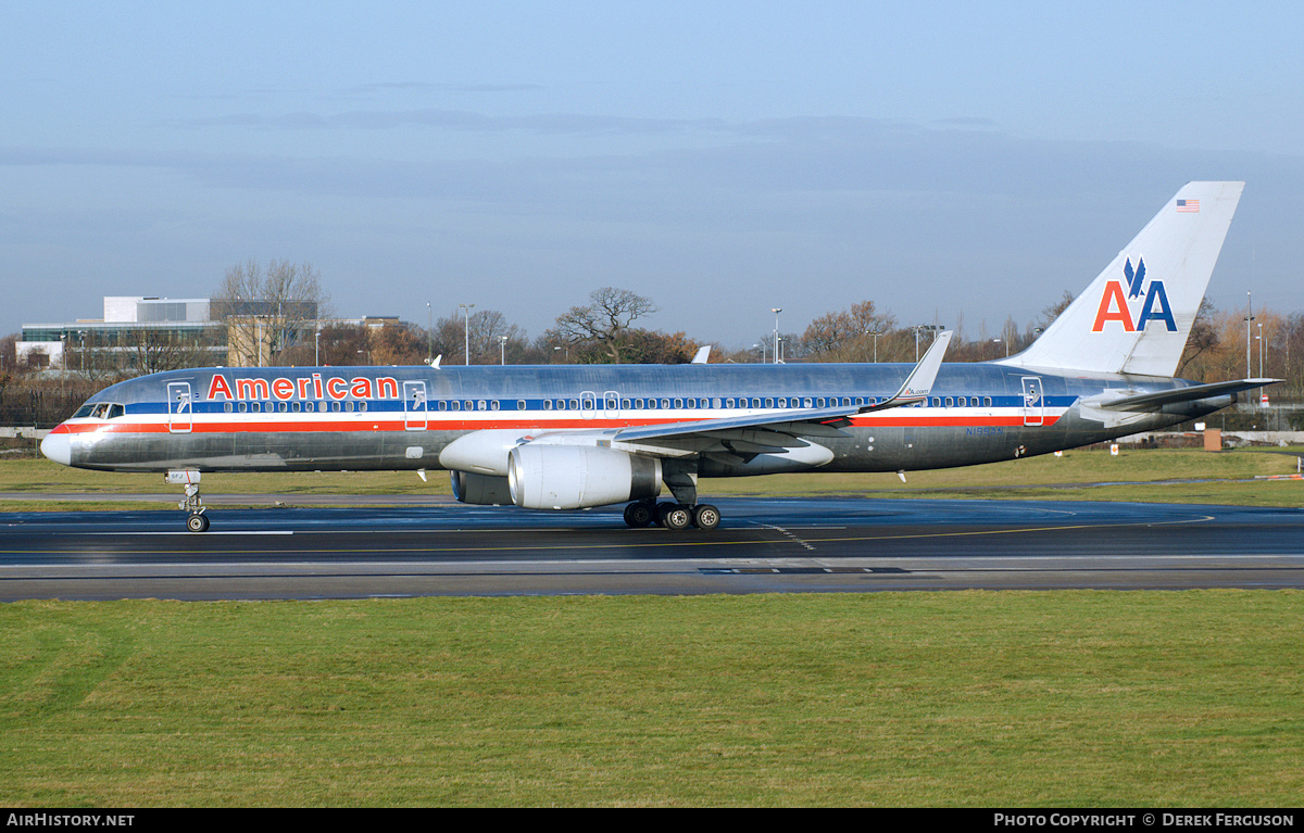 Aircraft Photo of N199AN | Boeing 757-223 | American Airlines | AirHistory.net #663161