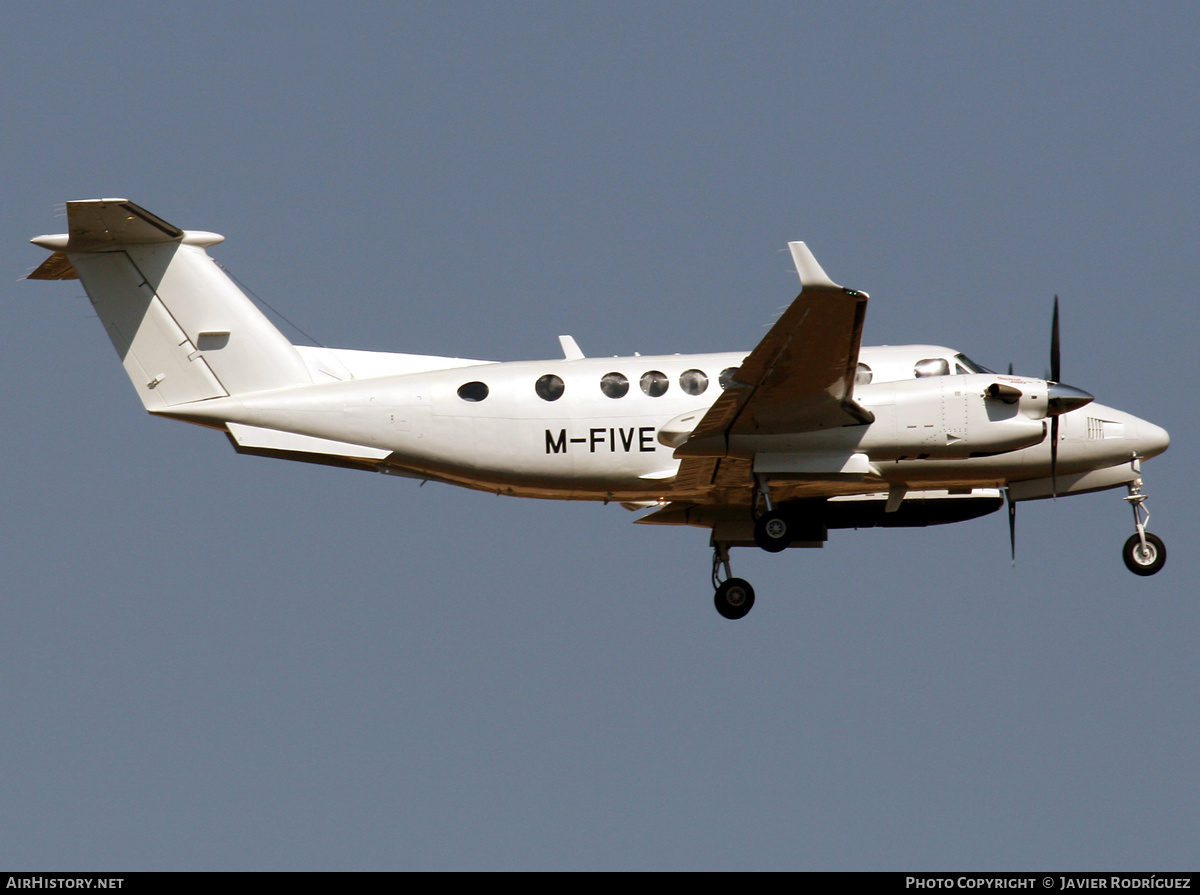 Aircraft Photo of M-FIVE | Hawker Beechcraft 350 King Air (B300) | AirHistory.net #663173