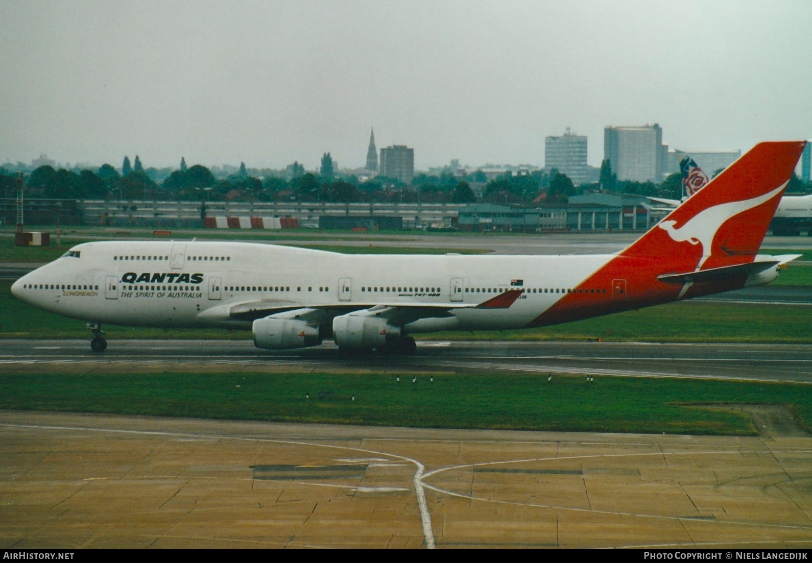 Aircraft Photo of VH-OJM | Boeing 747-438 | Qantas | AirHistory.net #663188