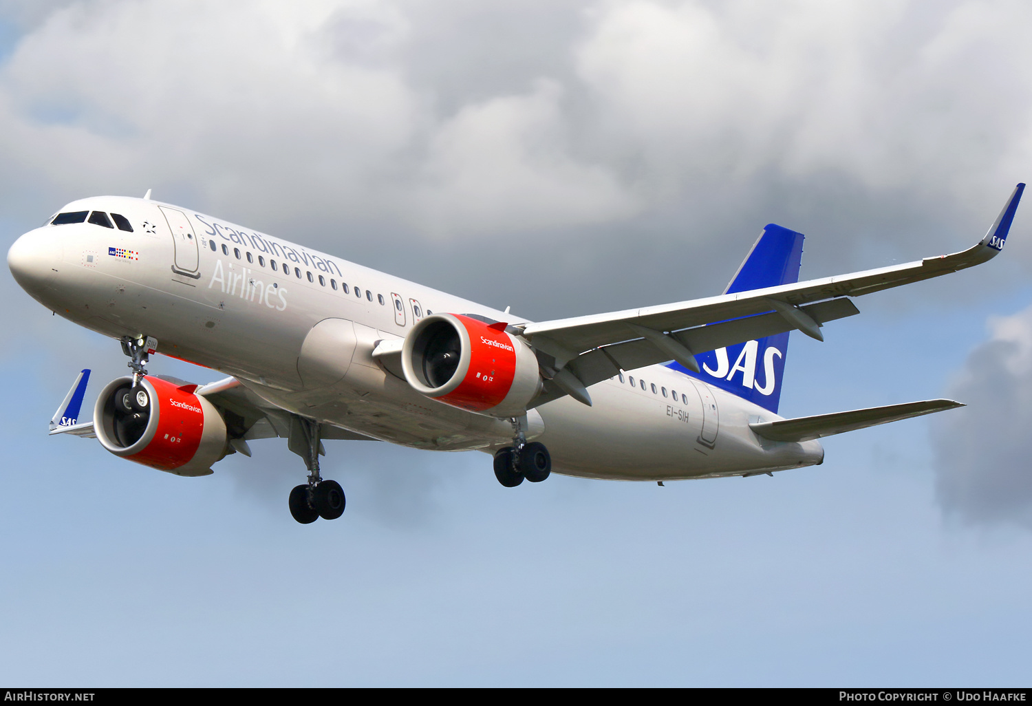 Aircraft Photo of EI-SIH | Airbus A320-251N | Scandinavian Airlines - SAS | AirHistory.net #663285