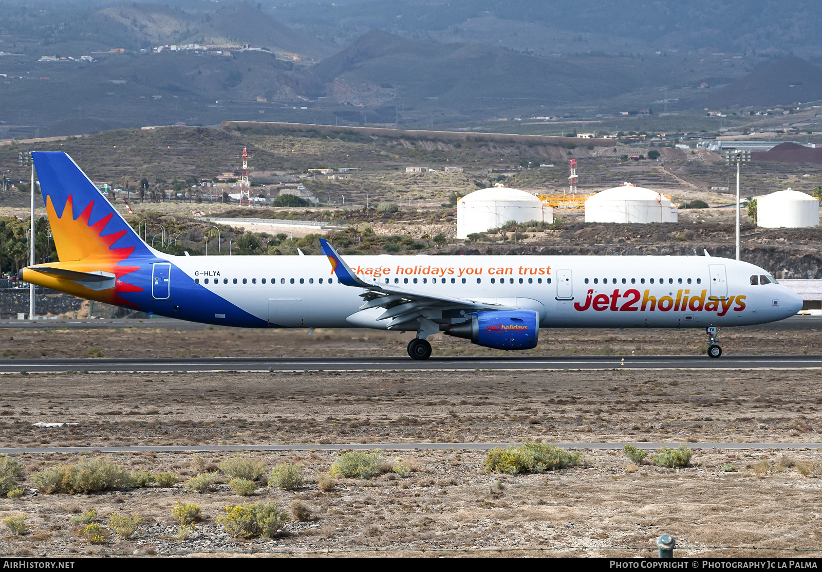 Aircraft Photo of G-HLYA | Airbus A321-211 | Jet2 Holidays | AirHistory.net #663287