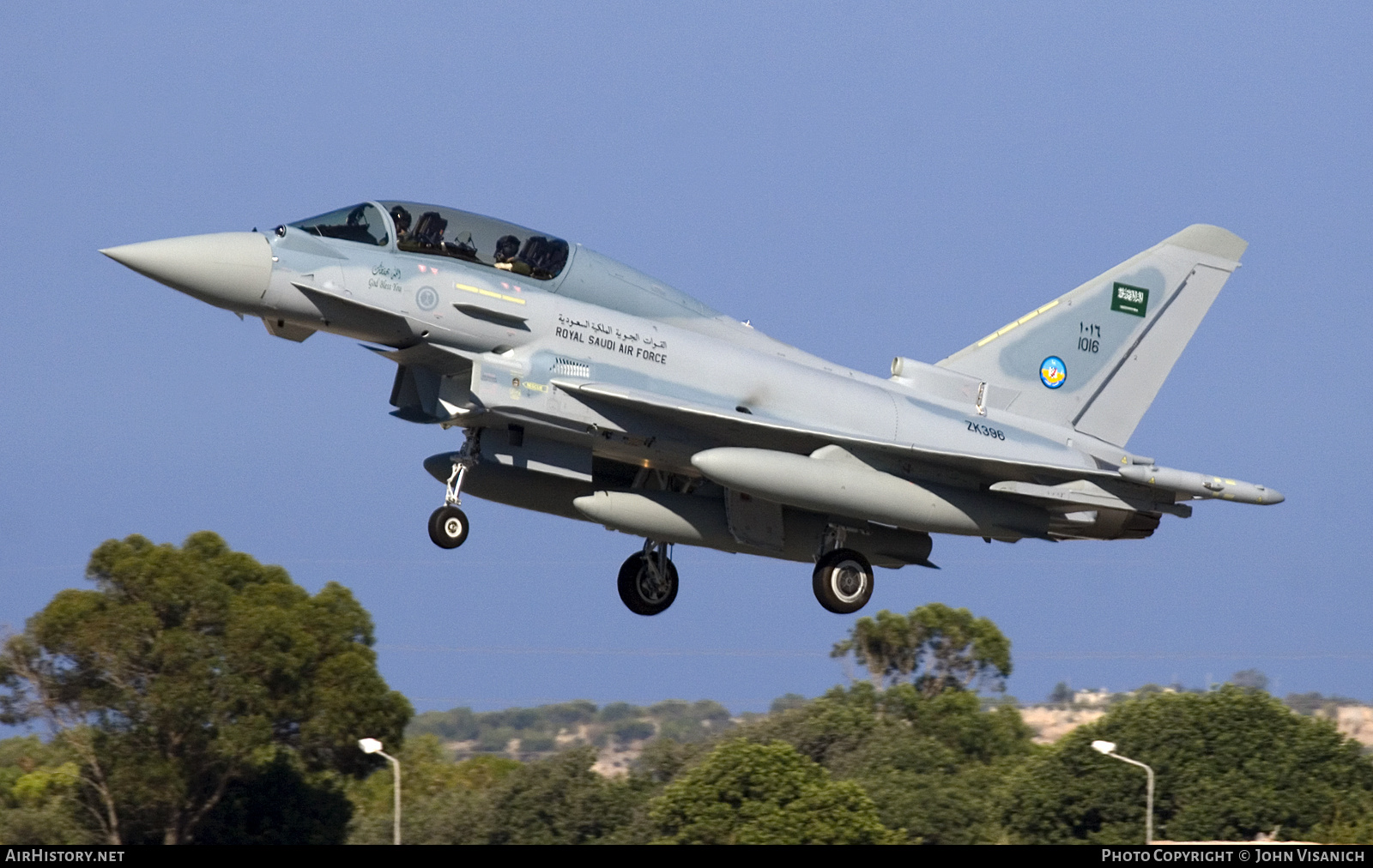Aircraft Photo of 1016 / ZK396 | Eurofighter EF-2000 Typhoon T | Saudi Arabia - Air Force | AirHistory.net #663305