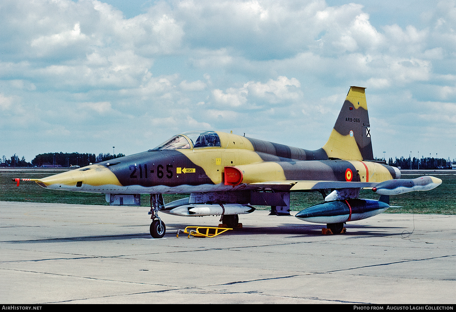 Aircraft Photo of AR.9-65 | Northrop SRF-5A Freedom Fighter | Spain - Air Force | AirHistory.net #663480