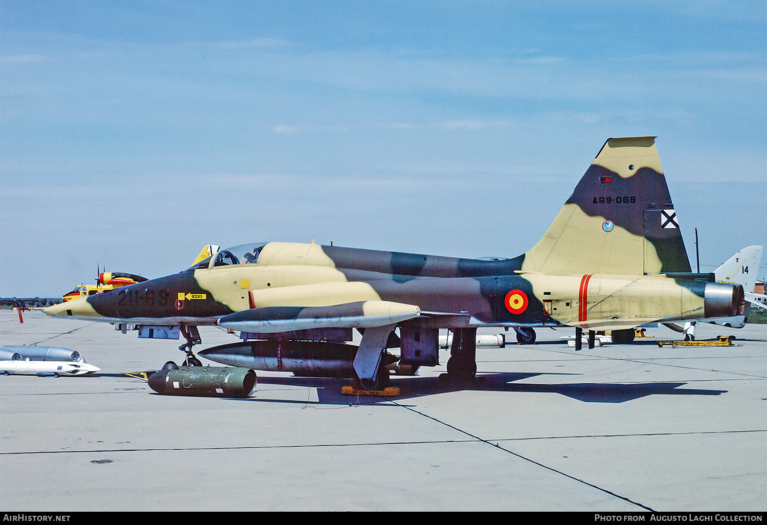 Aircraft Photo of AR.9-069 | Northrop SRF-5A Freedom Fighter | Spain - Air Force | AirHistory.net #663496