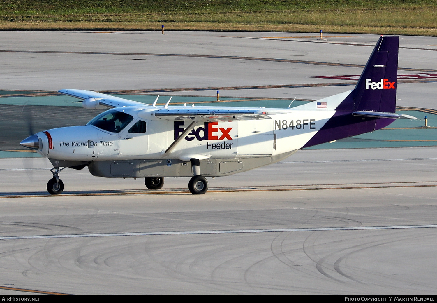 Aircraft Photo of N848FE | Cessna 208B Super Cargomaster | FedEx Feeder | AirHistory.net #663499